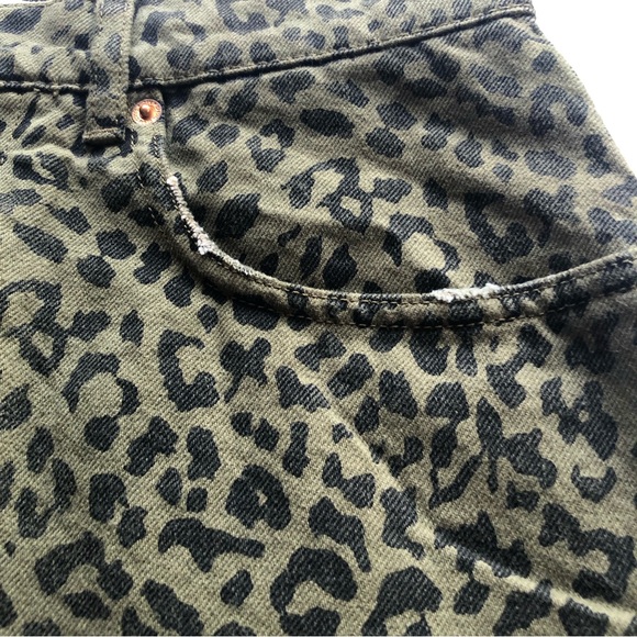Zara Olive Green Animal Print Leopard Mini Jeans Denim Skirt Women’s Size M - Picture 13 of 16